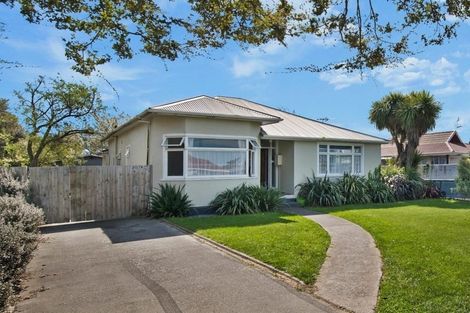 Photo of property in 96 Middlepark Road, Sockburn, Christchurch, 8042