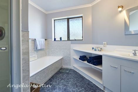 Photo of property in 39 Tokomaru Road, Tokomaru, Palmerston North, 4474