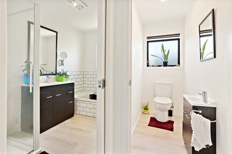 Photo of property in 15a Meadow Drive, Whitianga, 3510