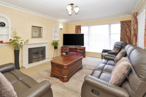 Photo of property in 17 Morrinsville Road, Hillcrest, Hamilton, 3216