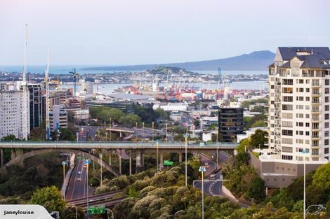 Photo of property in 1002/5 Hohipere Street, Grafton, Auckland, 1010