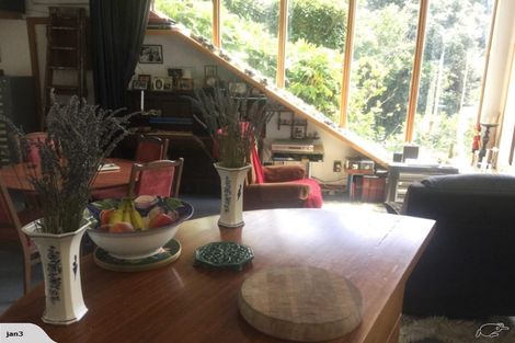 Photo of property in 2/194 Evans Bay Parade, Roseneath, Wellington, 6021