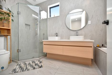 Photo of property in 4 Whakanoho Road, Westgate, Auckland, 0814