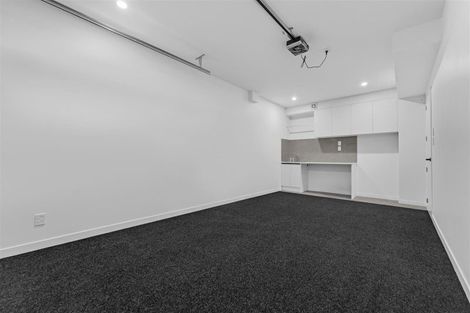 Photo of property in 61 Maungakaraka Road, Karaka, 2580