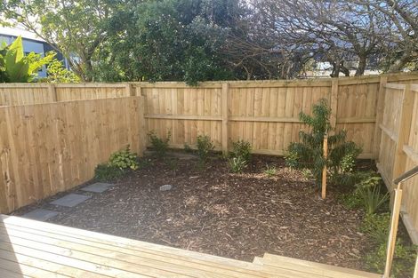 Photo of property in 37 Paetai Lane, Te Atatu Peninsula, 0610