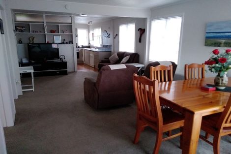 Photo of property in 100 Studholme Street, Morrinsville, 3300