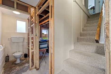 Photo of property in 1 The Terrace, Herald Island, Auckland, 0618