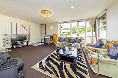 Photo of property in 2/14 Kenderdine Road, Papatoetoe, Auckland, 2025