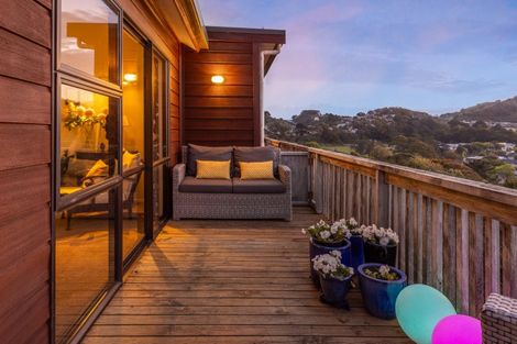 Photo of property in 72 Leeward Drive, Whitby, Porirua, 5024