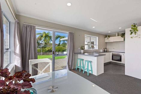 Photo of property in 7b Miro Street, Inglewood, 4330