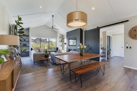 Photo of property in 11 Jacks Point Rise, Jacks Point, Queenstown, 9371