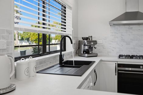 Photo of property in 104 Palm Beach Boulevard, Papamoa Beach, Papamoa, 3118