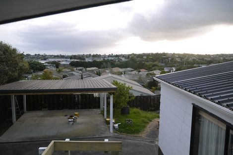 Photo of property in 104 Becroft Drive, Forrest Hill, Auckland, 0620