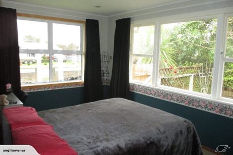 Photo of property in 5 Diamond Street, Carterton, 5713