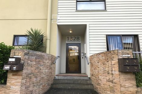 Photo of property in 2/132 Stancombe Road, Flat Bush, Auckland, 2016