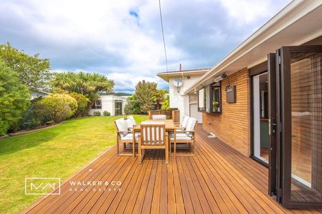Photo of property in 6 Toledo Grove, Totara Park, Upper Hutt, 5018