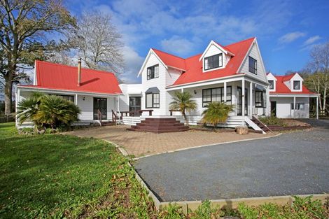 Photo of property in 59 Chamberlain Road, Bombay, 2675