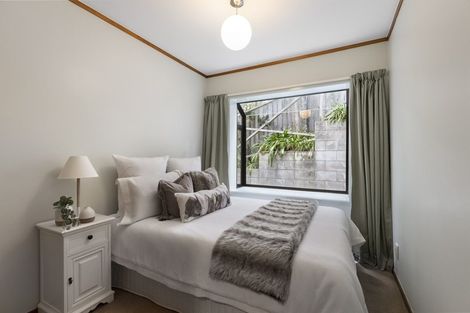 Photo of property in 93a Beach Road, Mellons Bay, Auckland, 2014