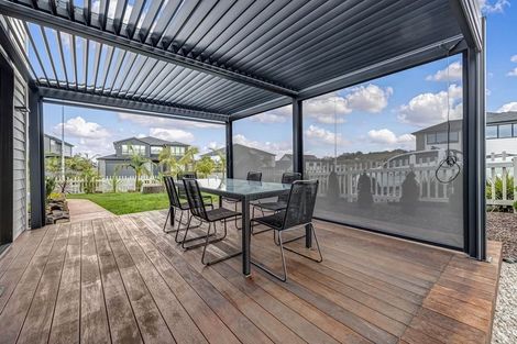 Photo of property in 2 Headsail Drive, Long Bay, Auckland, 0630