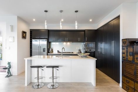 Photo of property in 26 Seaview Crescent, Hatfields Beach, Orewa, 0931