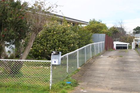 Photo of property in 8 Sutton Avenue, Mangere East, Auckland, 2024