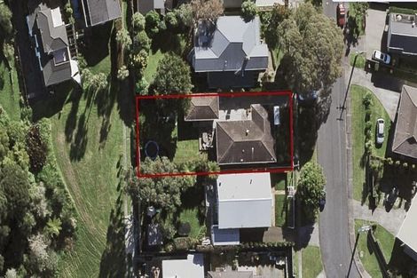 Photo of property in 13 Tui Glen Road, Birkenhead, Auckland, 0626