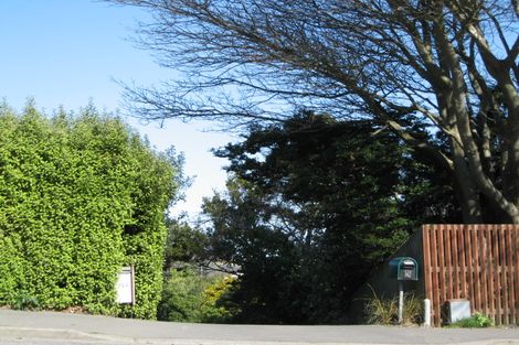 Photo of property in 142 Dyers Pass Road, Cashmere, Christchurch, 8022