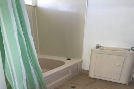 Photo of property in 41 Hawker Street, Mount Victoria, Wellington, 6011