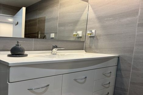 Photo of property in 11 Artistry Lane, Papakura, 2110