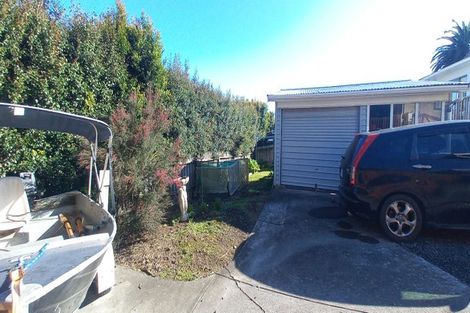 Photo of property in 22 Foster Crescent, Snells Beach, 0920