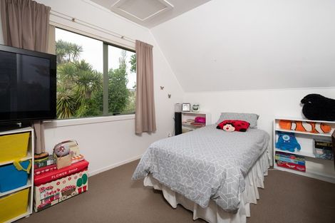 Photo of property in 1/39 Vina Place, Massey, Auckland, 0614
