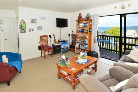 Photo of property in 17 Merehai Place, Snells Beach, 0920