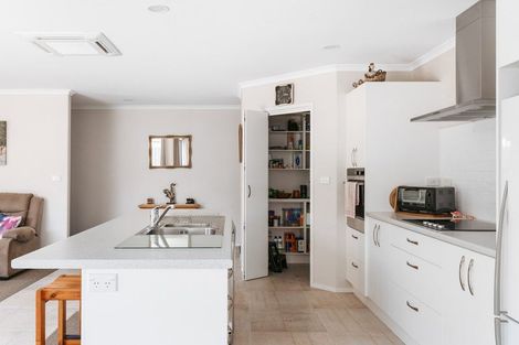 Photo of property in 250 Hamurana Road, Omokoroa, 3114