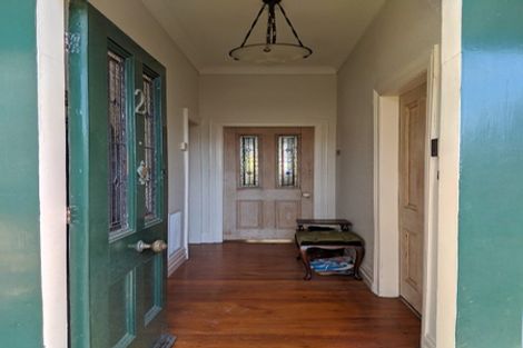 Photo of property in 2 Torless Terrace, Thorndon, Wellington, 6011