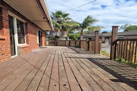 Photo of property in 17 Willerton Avenue, New Lynn, Auckland, 0600