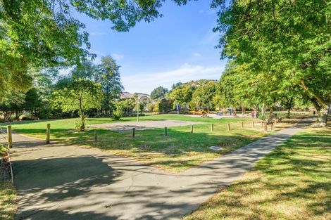 Photo of property in 2/11 Holliss Avenue, Cashmere, Christchurch, 8022