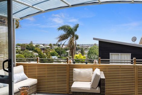 Photo of property in 15 Talbot Place, Welcome Bay, Tauranga, 3112