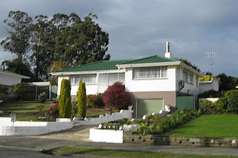 Photo of property in 8 Oxford Street, Holmes Hill, Oamaru, 9401