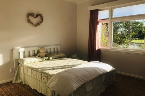 Photo of property in 44 Adderley Street, Westport, 7825