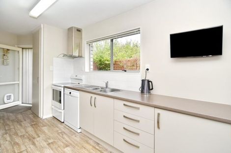 Photo of property in 24 Jenkins Avenue, Redwood, Christchurch, 8051