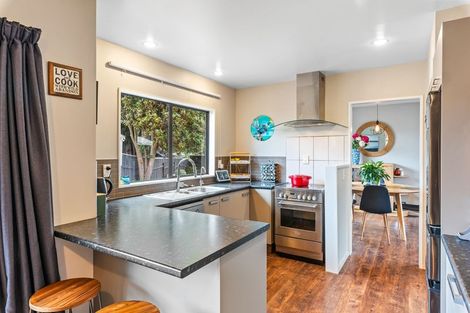 Photo of property in 37 Campbell Avenue, Paraparaumu, 5032