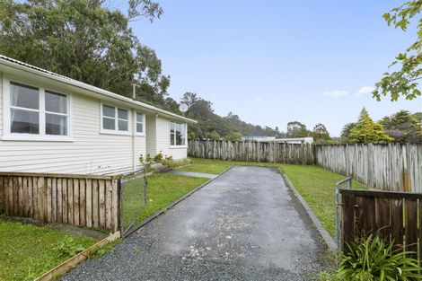 Photo of property in 10d Bull Avenue, Wainuiomata, Lower Hutt, 5014
