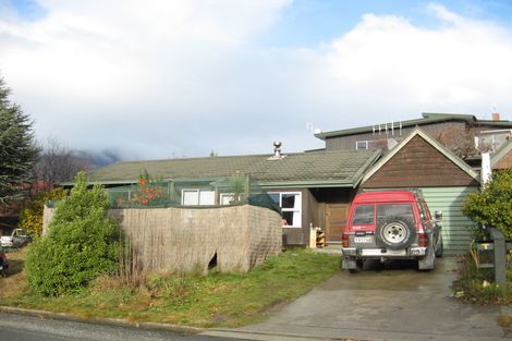 Photo of property in 3 Richards Park Lane, Fernhill, Queenstown, 9300