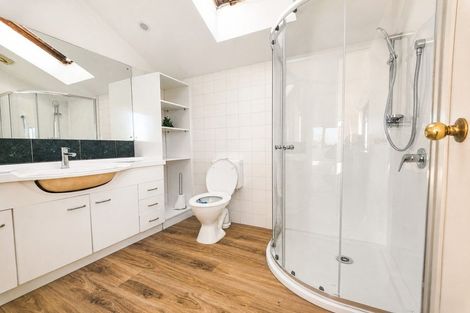Photo of property in 2 Mellons Bay Road, Howick, Auckland, 2014