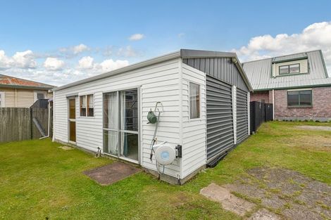 Photo of property in 17 Glenfield Road, Owhata, Rotorua, 3010