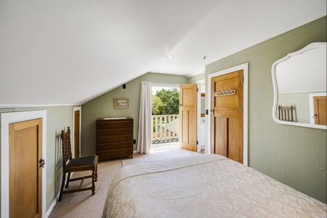 Photo of property in 84 Middle Road, Havelock North, 4130