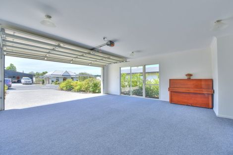 Photo of property in 12 Mary Street, Gore, 9710