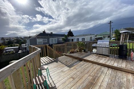 Photo of property in 25 Aitken Terrace, Kingsland, Auckland, 1021