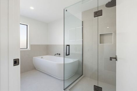 Photo of property in 8a Cedar Terrace, Stanmore Bay, Whangaparaoa, 0932