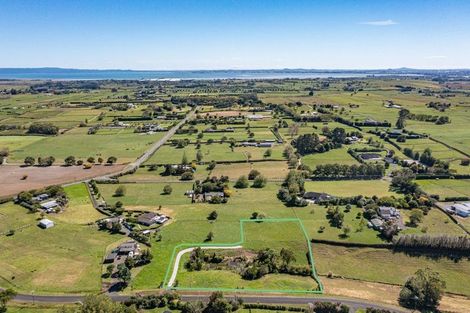 Photo of property in 25 Bungard Road, Karaka, Papakura, 2580